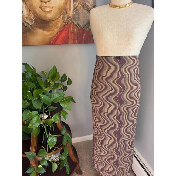 Urban Outfitter Y2K Style Wave Printed Maxi Mesh Maxi Skirt - Picture 3 of 10